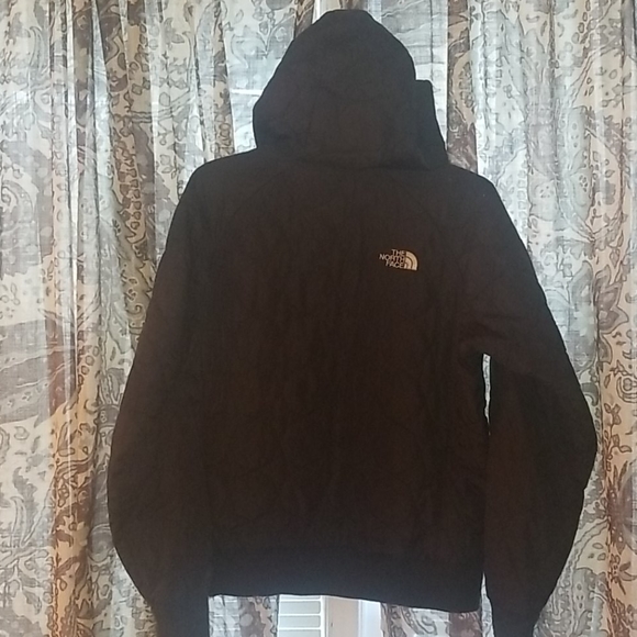 The North Face Jackets & Blazers - Northface quilted jacket